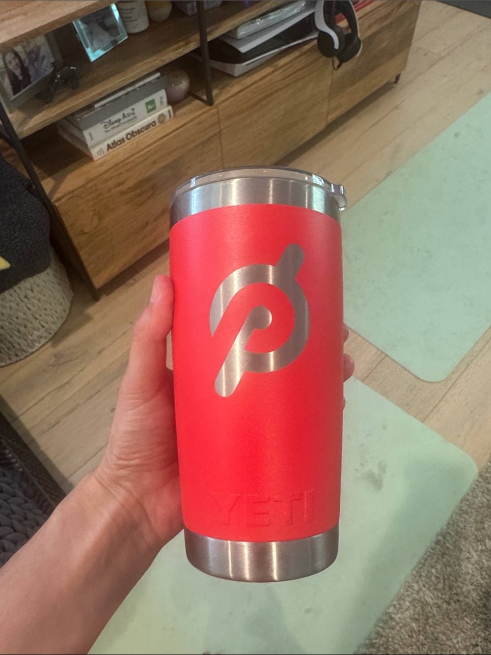 Yeti Tumbler peloton in Vibrant Red with Stainless Accents - Picture 2 of 3